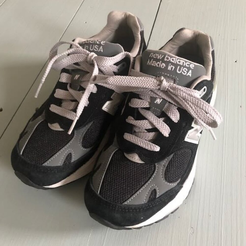 New NWR993BK New Balance 993 Heritage sneakers. Size 5/EU 35. Made in USA.